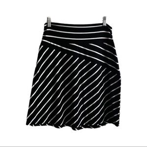 Faded Glory Black and White Striped Knee Length Y2K Skirt Size Small